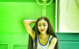 爆乳老师裸体爆乳喷水写真,爆乳诱惑瞬间引爆视觉冲击